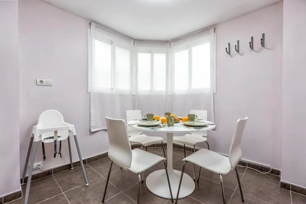 Relax In Our Luxury Home - Terrace, Pool & Parking Alcaidesa